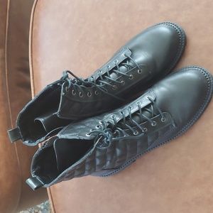 Women's size 11 combat boots